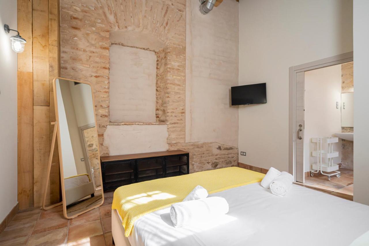 Dobo Azacanes Hostal Toledo Eksteriør bilde